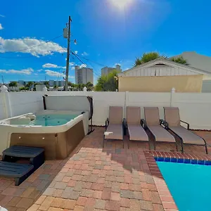 Seas The Day: Luxury With Private Pool And Complimentary Amenities Holiday home Panama City Beach